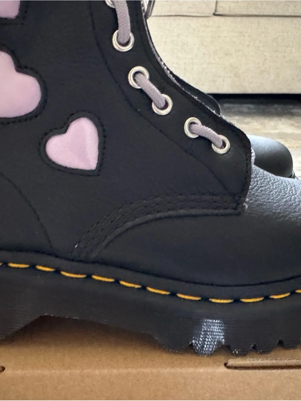 Dr. Martens limited edition, discontinued, lace, Up heart boots size 6